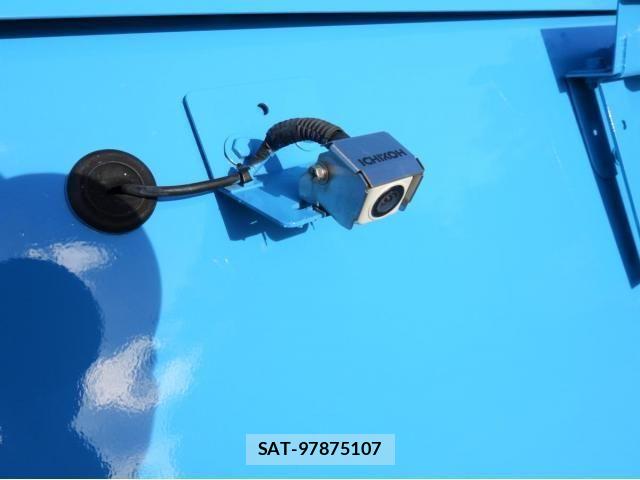 Mitsubishi CANTER 2015-04 4932662-16