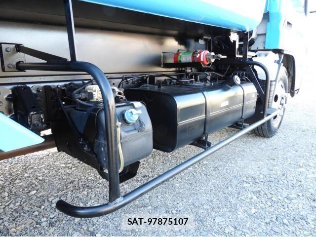Mitsubishi CANTER 2015-04 4932662-21
