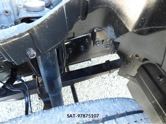 Mitsubishi CANTER 2015-04 4932662-25