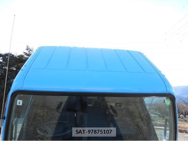 Mitsubishi CANTER 2015-04 4932662-26