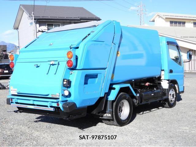 Mitsubishi CANTER 2015-04 4932662-3