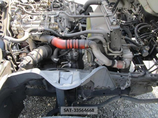 Mitsubishi CANTER 2016-10 4932640-25
