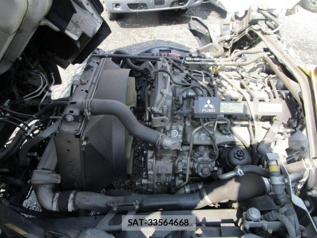 Mitsubishi CANTER 2016-10 4932640-26