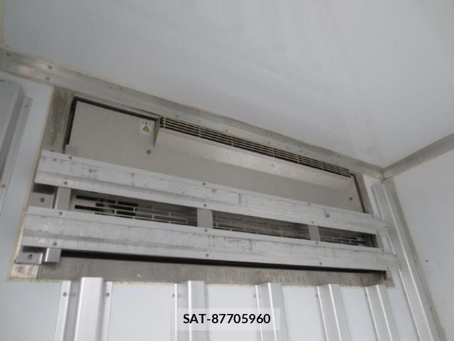 Mitsubishi CANTER 2013-05 4932816-12