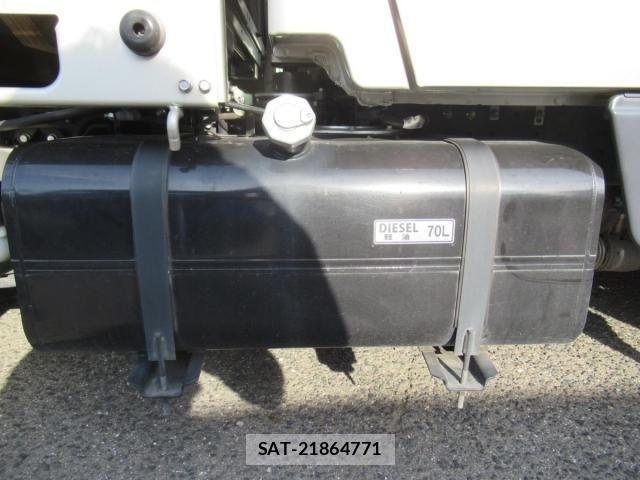 Mitsubishi CANTER 2020-11 4932698-14