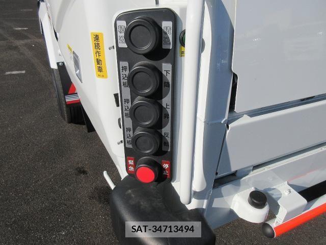 Mitsubishi CANTER 2025-09 4932511-16