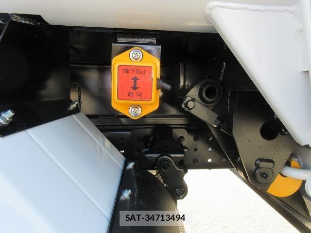 Mitsubishi CANTER 2025-09 4932511-20