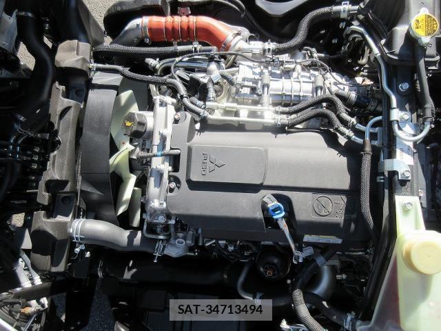 Mitsubishi CANTER 2025-09 4932511-28