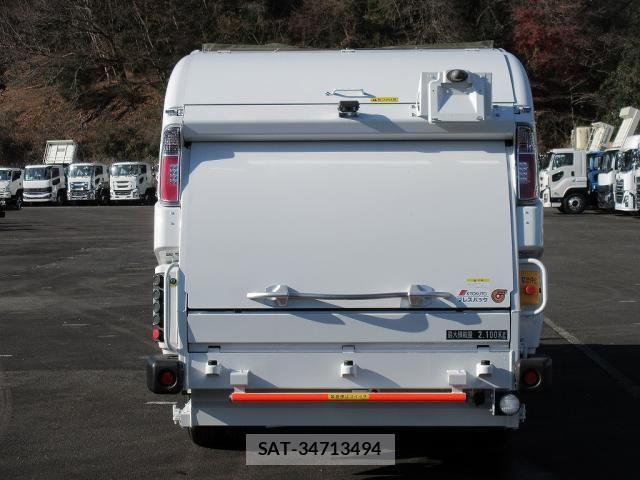 Mitsubishi CANTER 2025-09 4932511-5