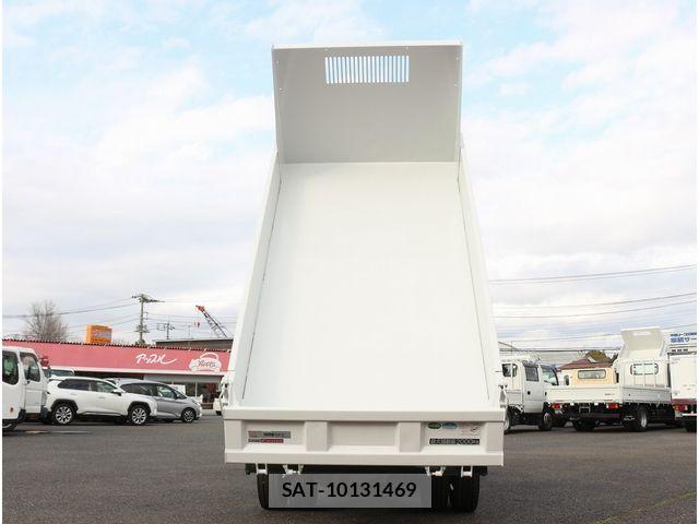 Mitsubishi CANTER 2016-01 4932782-15