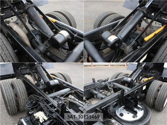 Mitsubishi CANTER 2016-01 4932782-18