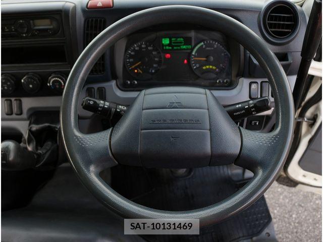 Mitsubishi CANTER 2016-01 4932782-23