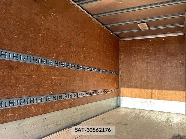 Mitsubishi CANTER 2012-12 4932891-12