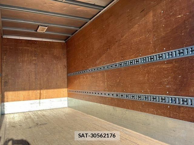 Mitsubishi CANTER 2012-12 4932891-13