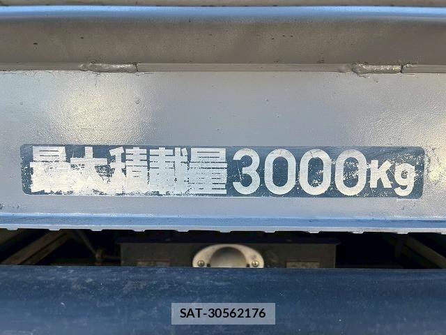 Mitsubishi CANTER 2012-12 4932891-16