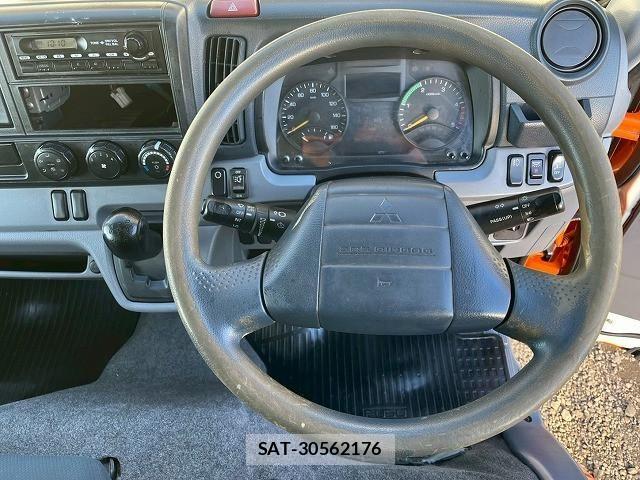 Mitsubishi CANTER 2012-12 4932891-25