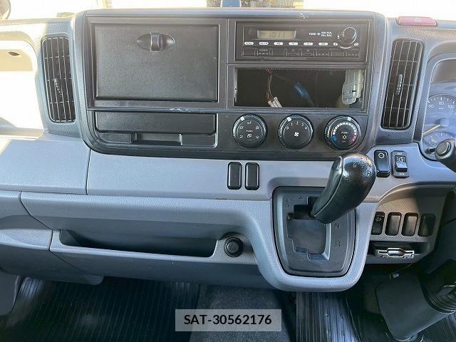 Mitsubishi CANTER 2012-12 4932891-27