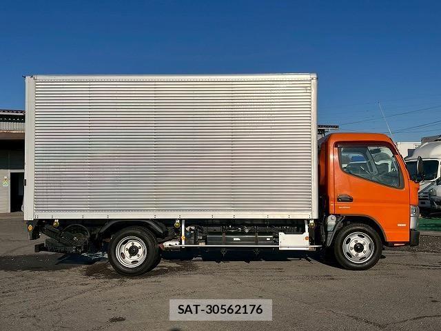 Mitsubishi CANTER 2012-12 4932891-4
