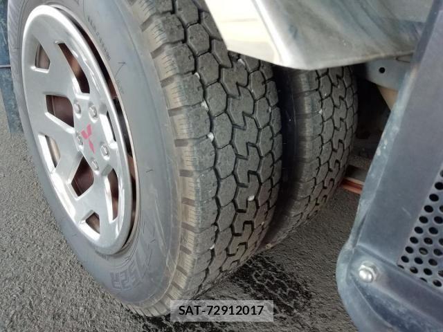 Mitsubishi CANTER 2017-04 4932693-13