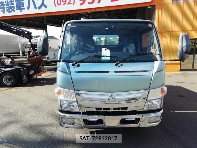 Mitsubishi CANTER 2017-04 4932693-1