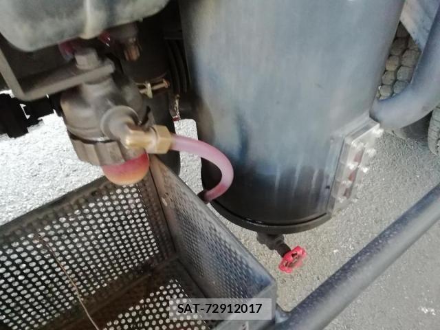 Mitsubishi CANTER 2017-04 4932693-25