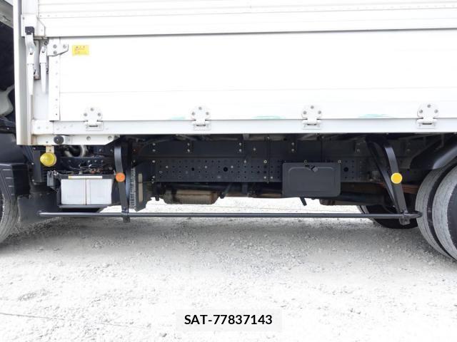 Mitsubishi CANTER 2013-04 4932952-14