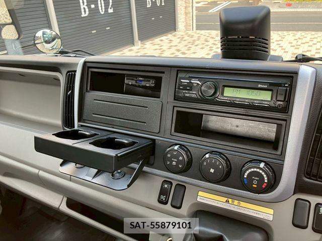 Mitsubishi CANTER 2024-08 4932564-26