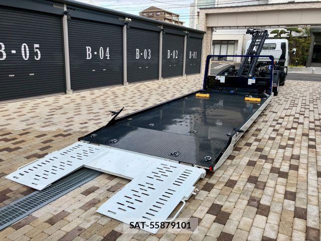 Mitsubishi CANTER 2024-08 4932564-5