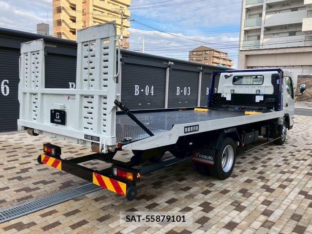 Mitsubishi CANTER 2024-08 4932564-6