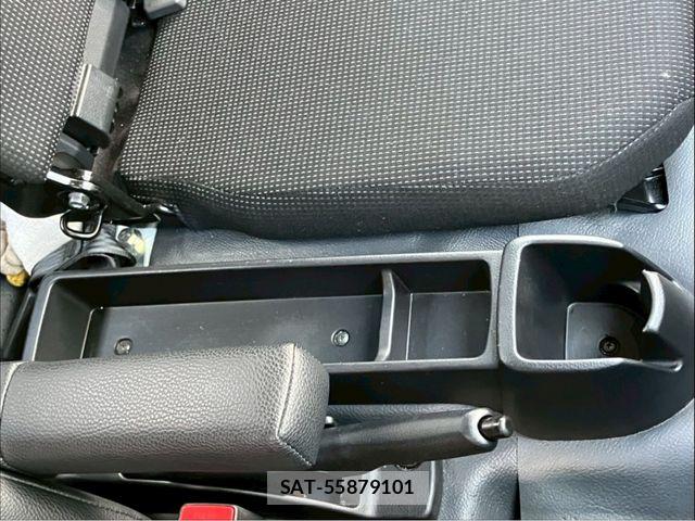 Mitsubishi CANTER 2024-08 4932564-8