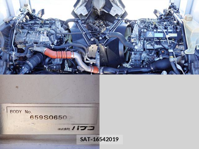 Mitsubishi CANTER 2016-06 4932943-14