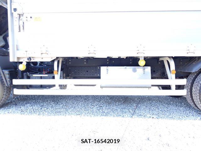 Mitsubishi CANTER 2016-06 4932943-20