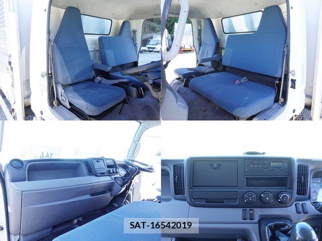 Mitsubishi CANTER 2016-06 4932943-21