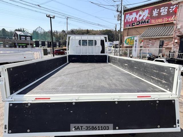 Mitsubishi CANTER 2021-01 4932788-10