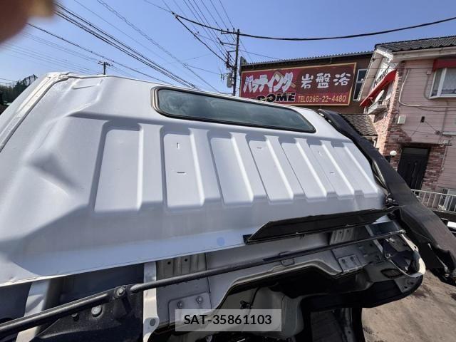 Mitsubishi CANTER 2021-01 4932788-18