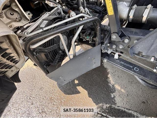Mitsubishi CANTER 2021-01 4932788-27