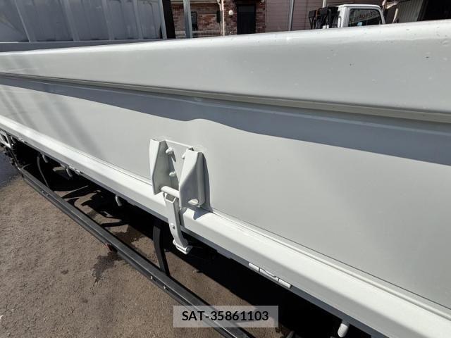 Mitsubishi CANTER 2021-01 4932788-8