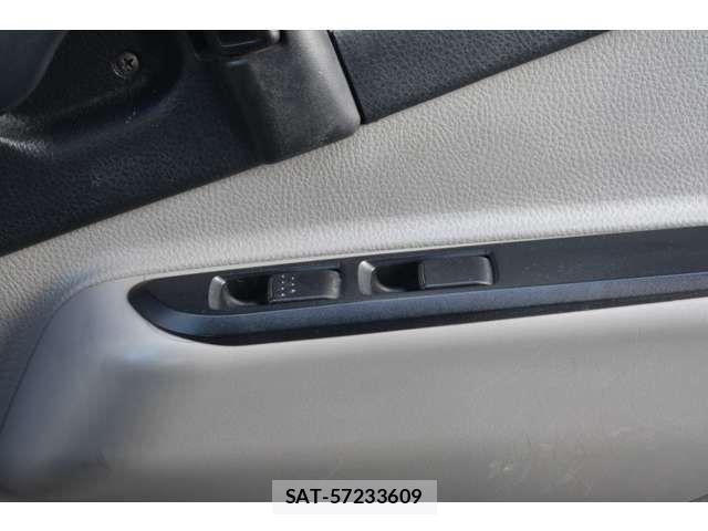 Mitsubishi CANTER 2016-12 4932859-9