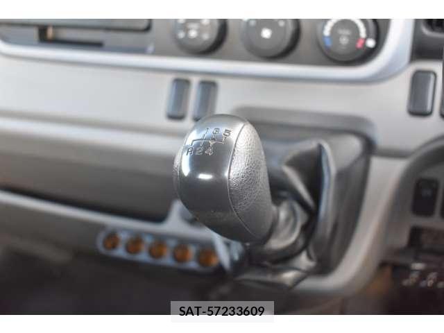 Mitsubishi CANTER 2016-12 4932859-17