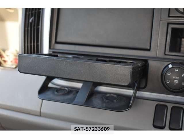 Mitsubishi CANTER 2016-12 4932859-23