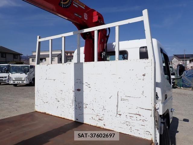 Mitsubishi CANTER 2022-10 5860938-8