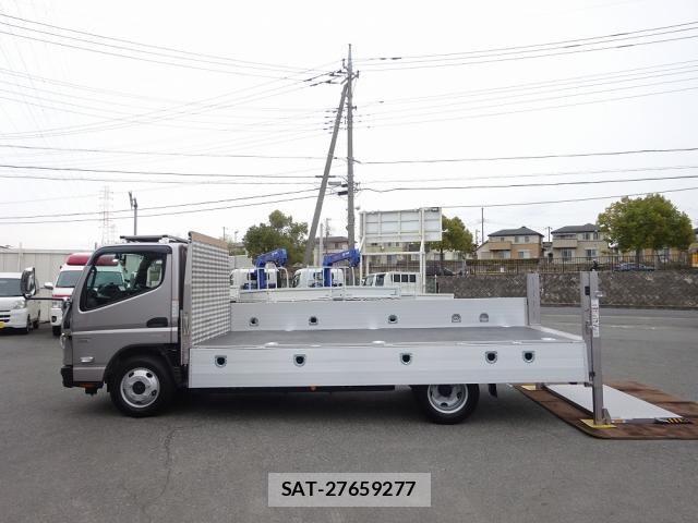 Mitsubishi CANTER 2025-07 5860933-23