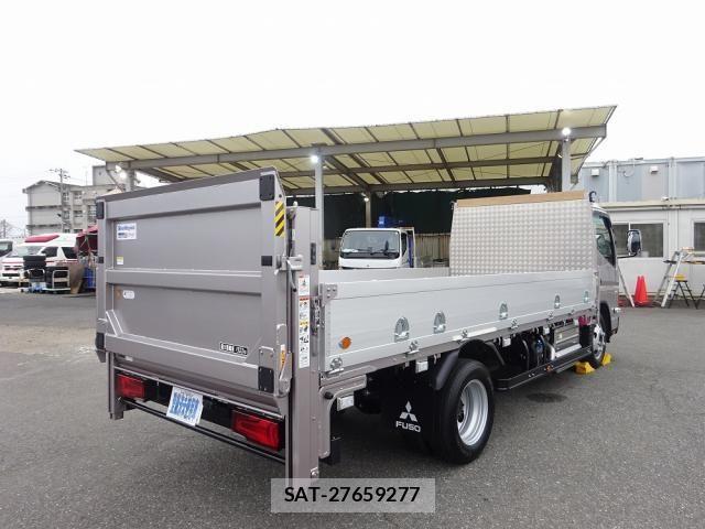 Mitsubishi CANTER 2025-07 5860933-2