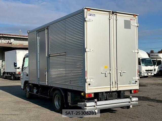 Mitsubishi CANTER 2019-01 5860960-7