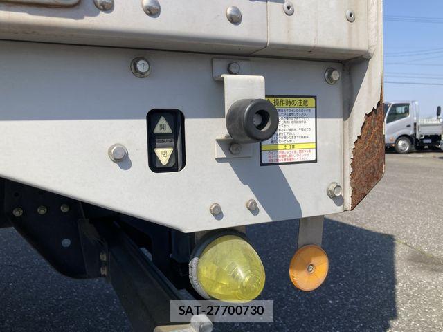 Mitsubishi CANTER 2017-01 5860953-17