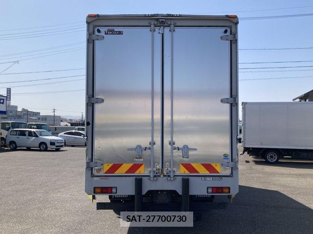 Mitsubishi CANTER 2017-01 5860953-22
