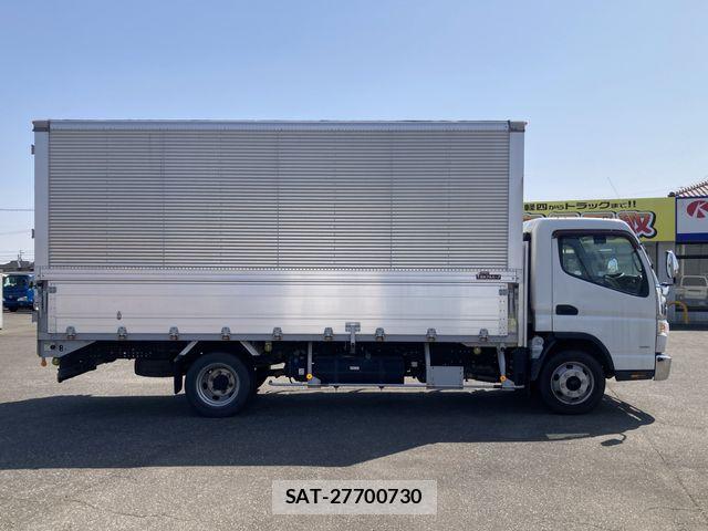 Mitsubishi CANTER 2017-01 5860953-24