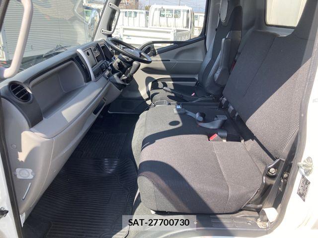 Mitsubishi CANTER 2017-01 5860953-4
