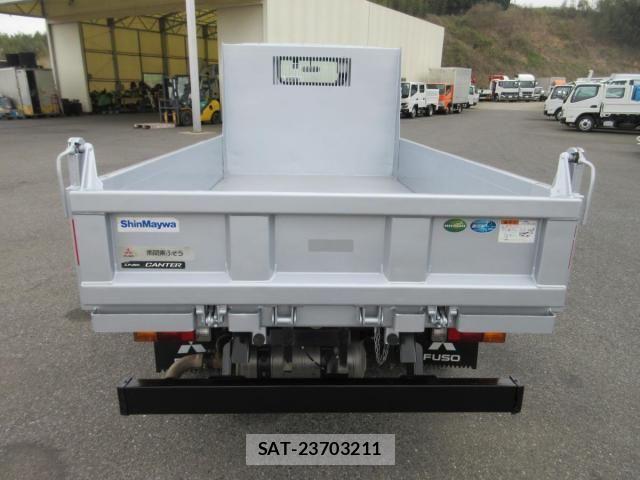 Mitsubishi CANTER 2023-03 5860957-4