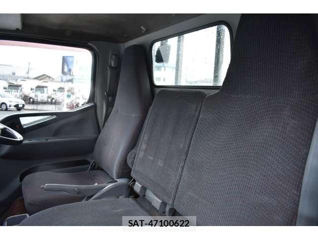 Mitsubishi CANTER 2013-11 5861069-11